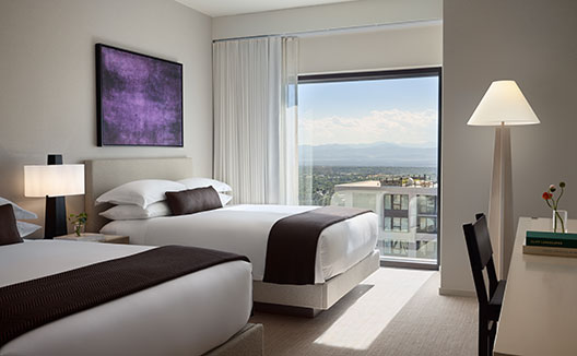 Double Queen Room with Mountain Views